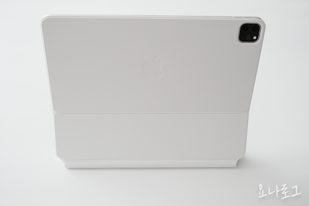 애플제품 애플리뷰 아이패드 아이패드리뷰 매직키보드 매직키보드리뷰 아이패드키보드추천 아이패드에어 아이패드프로 맥북에어 맥북 맥북프로 맥북아이패드비교 매직키보드장점 매직키보드단점 애플제품추천 아이패드추천 아이패드추천 신학기선물 대학생선물