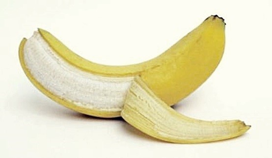 반쯤-벗겨진-바나나