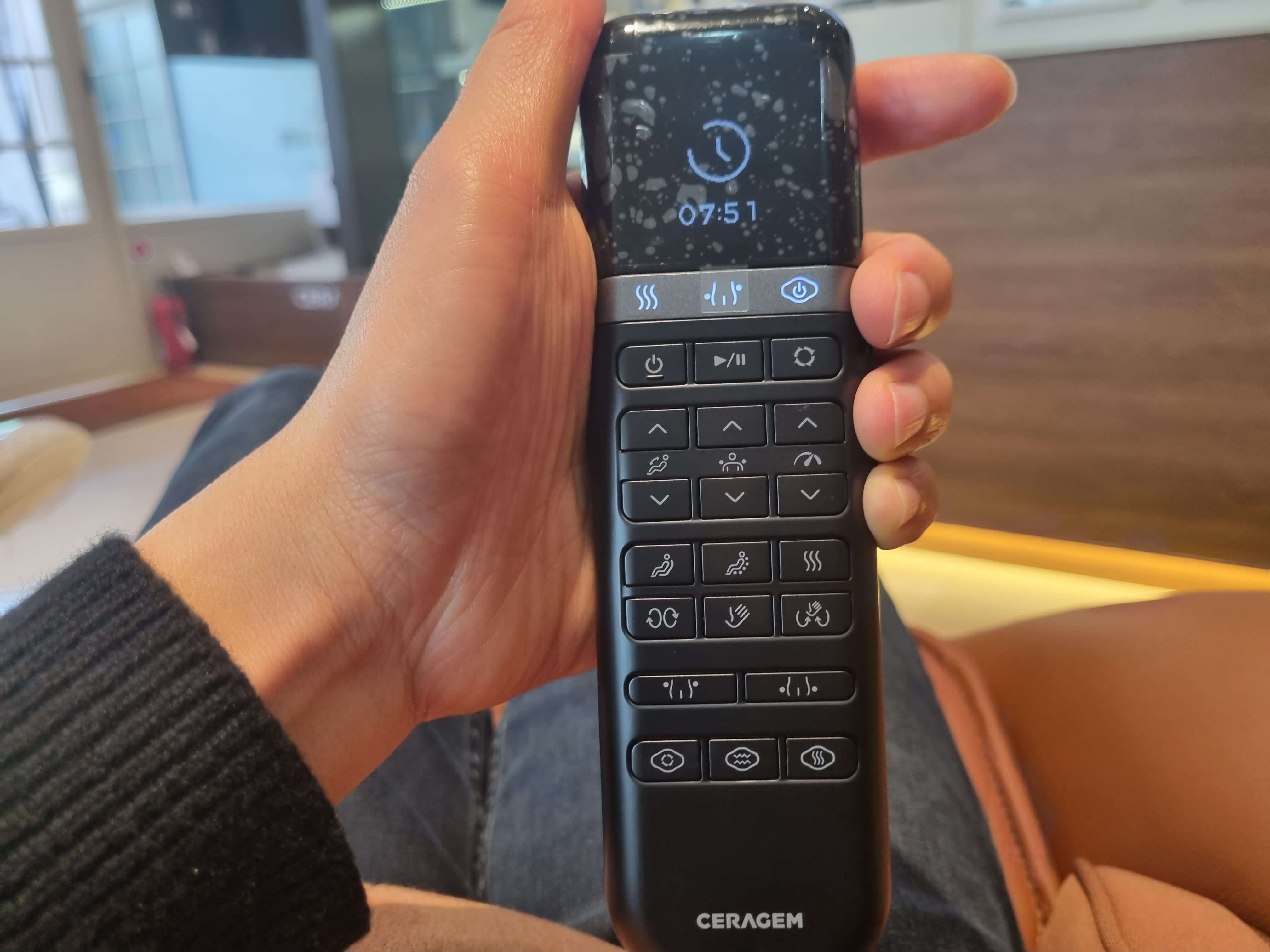 파우제 M4 리모컨