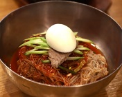 회냉면