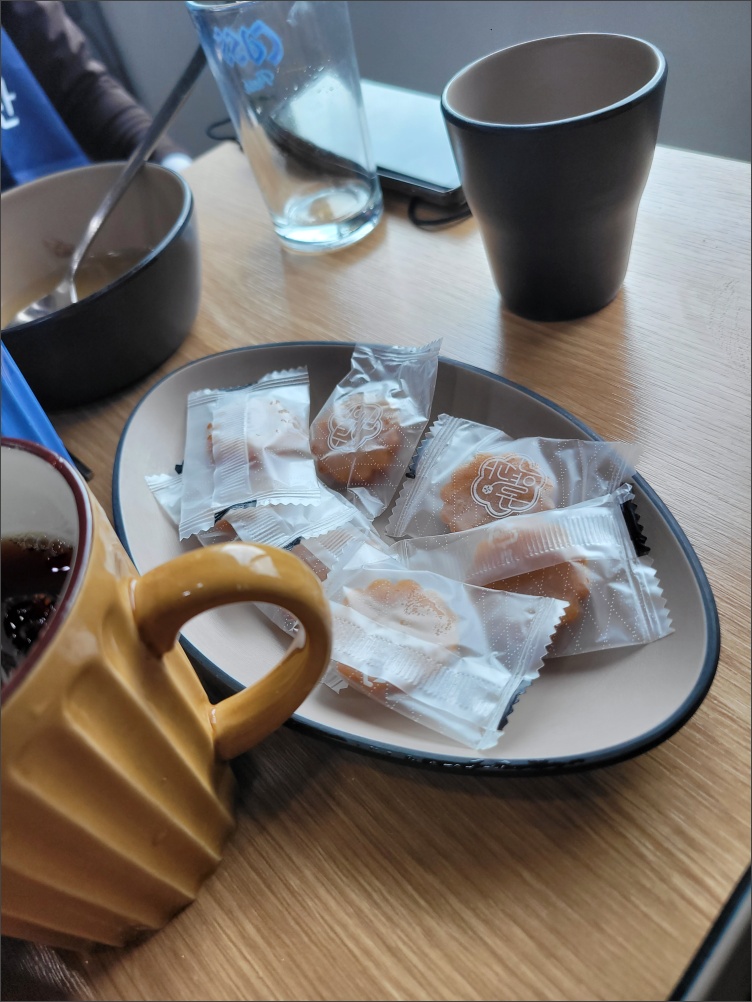 랑이식당-서비스-약과