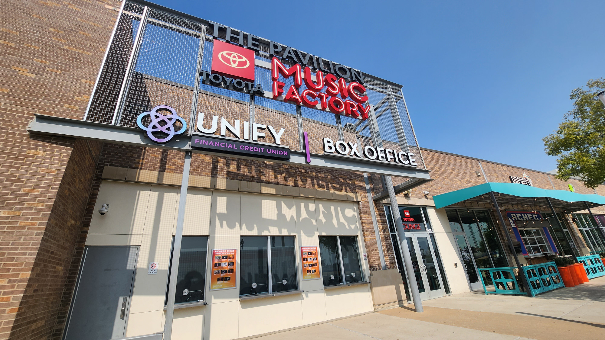 토요타 뮤직 팩토리 공연장 박스오피스