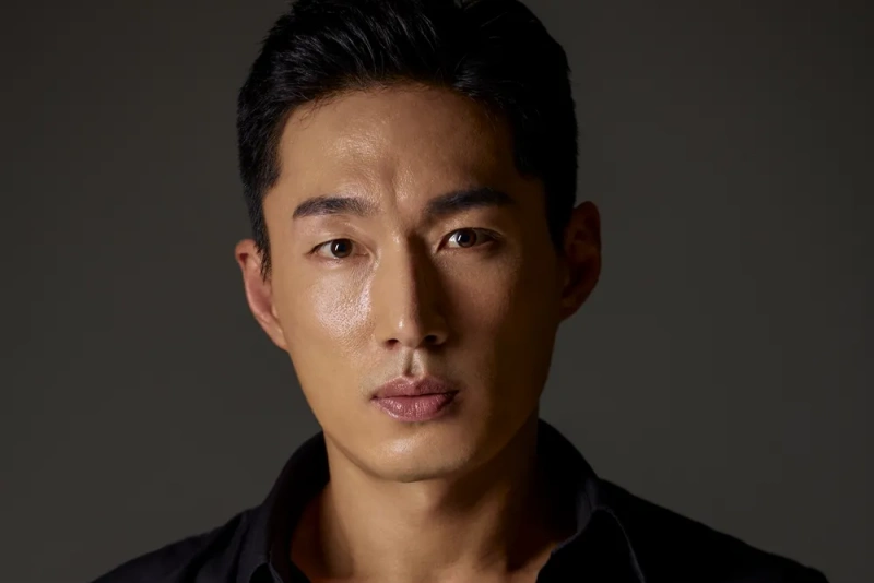 카즈키를 맡은 배우 김율호