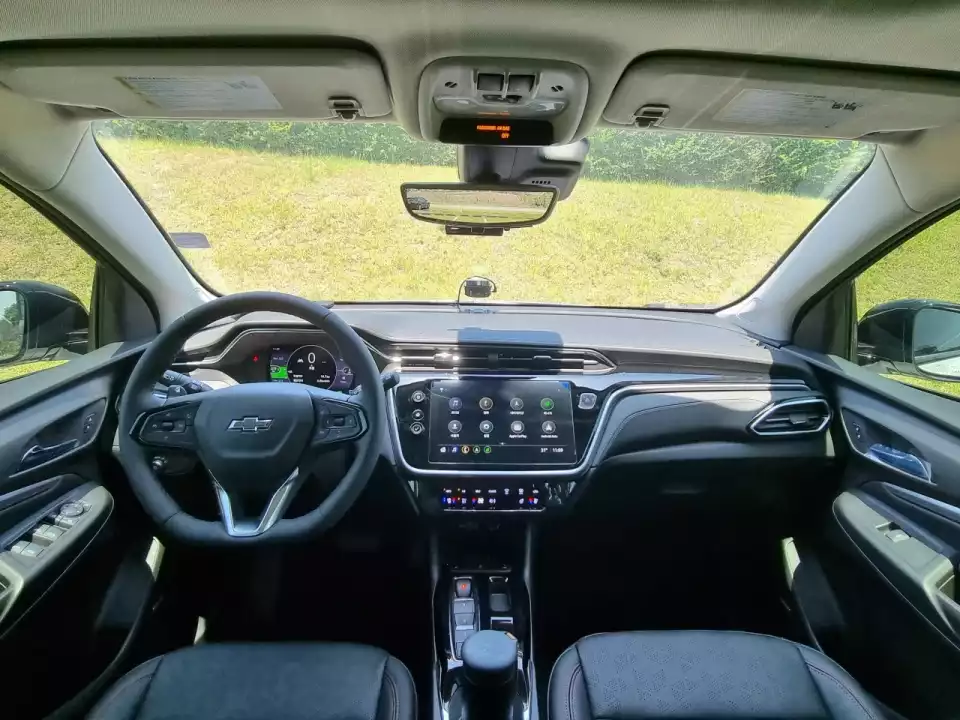 볼트 EUV의 실내 구성은 이렇습니다.