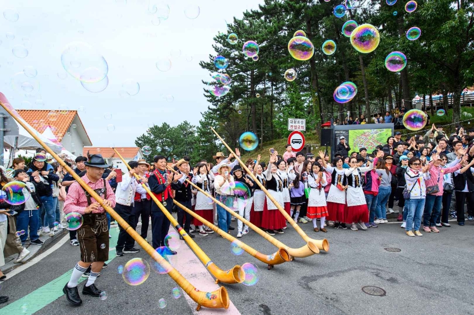 독일마을 맥주축제 행사장면