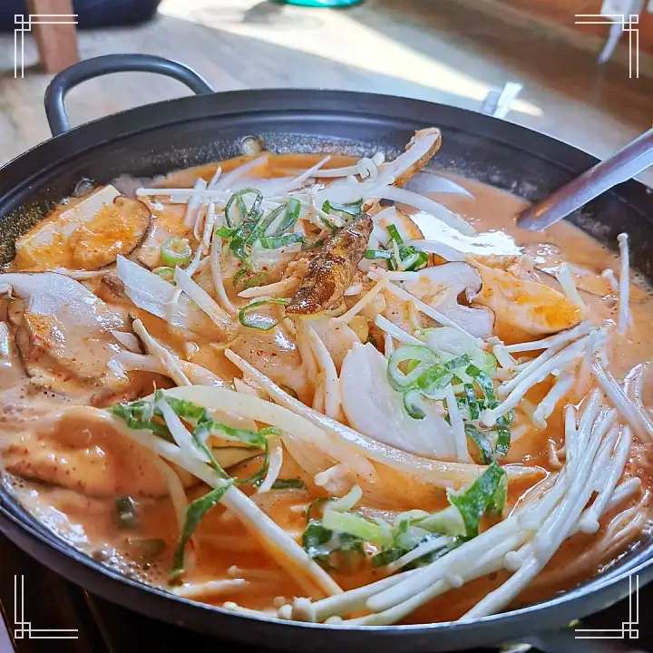 생생정보 잣순두부전골 잣두부전골 두부 전골 맛집