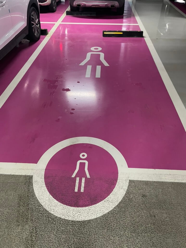 여성전용 주차장 도입이유,성차별 논란, 현실적 대안