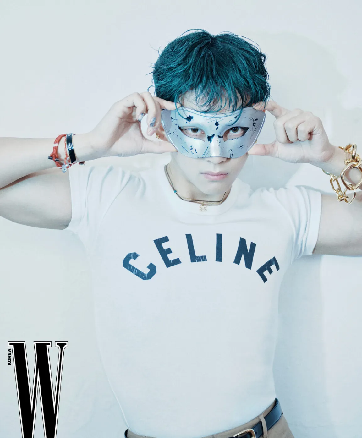 방탄소년단 뷔,뷔 W코리아,뷔 9월호 화보,뷔 일본 인기,뷔 티저 영상,뷔 전역 후 활동,뷔 인스타그램,뷔 라쿠텐,뷔 화보 예약 판매,뷔 베스트셀러,뷔 글로벌 영향력,뷔 SNS 반응,뷔 커버 매거진,뷔 군백기 후 복귀,BTS V W Korea,김태형 화보,뷔 일본 팬덤,뷔 인기 랭킹,뷔 왓츠 인 마이백