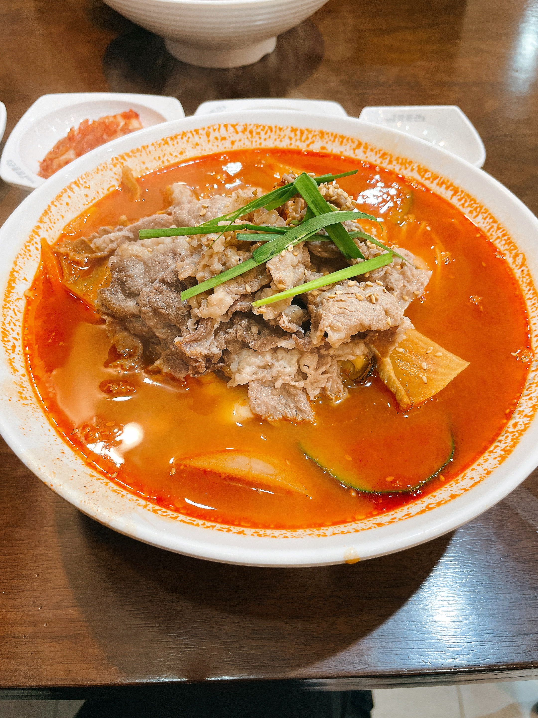 짬뽕관의 메뉴 중 차돌 짬뽕을 찍은 모습입니다.