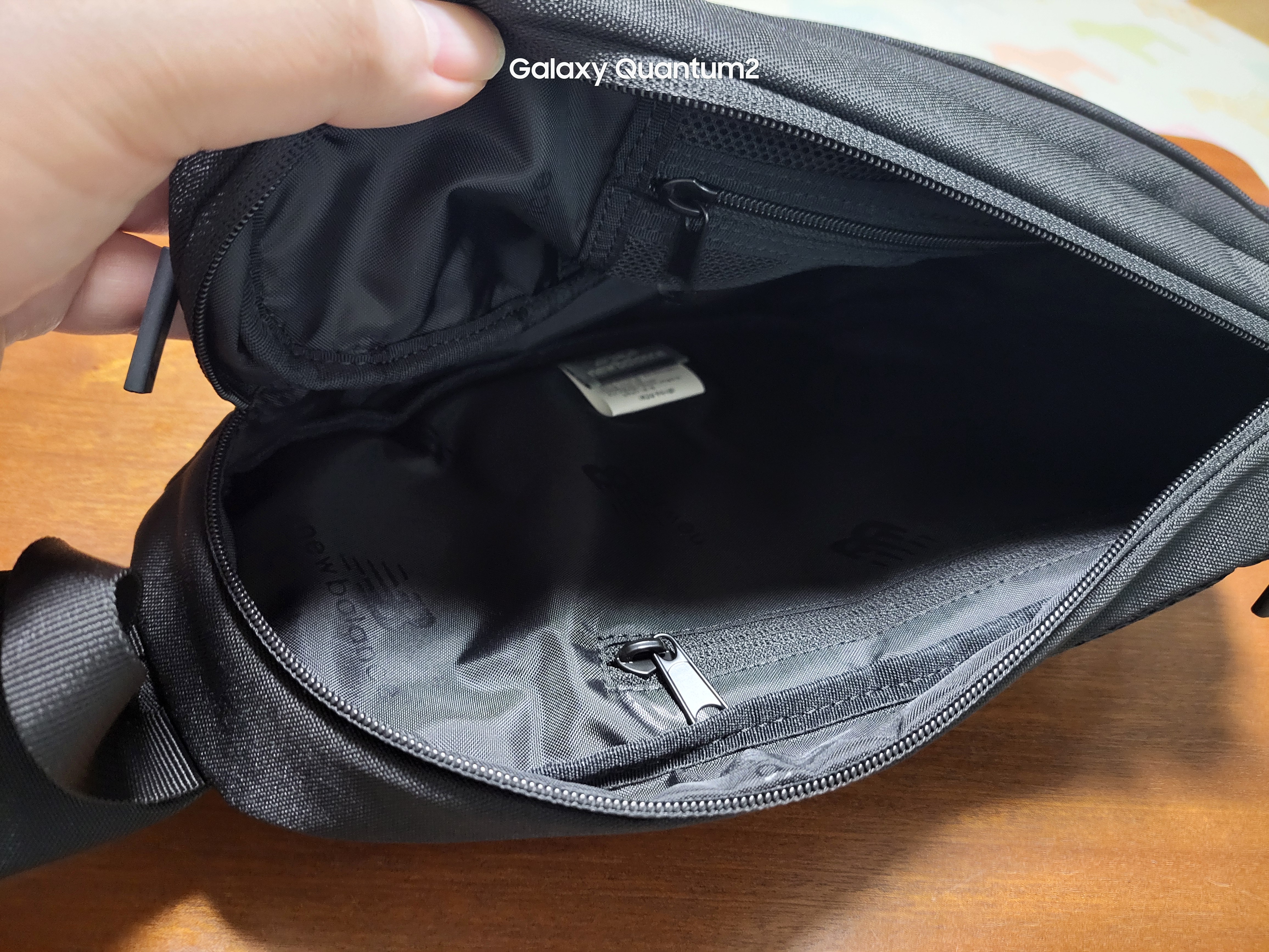 안 공간은 생각보다 넓은것을 확인하실수 있습니다.