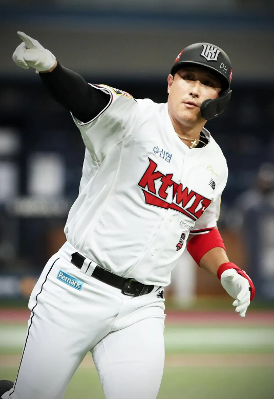 황재균