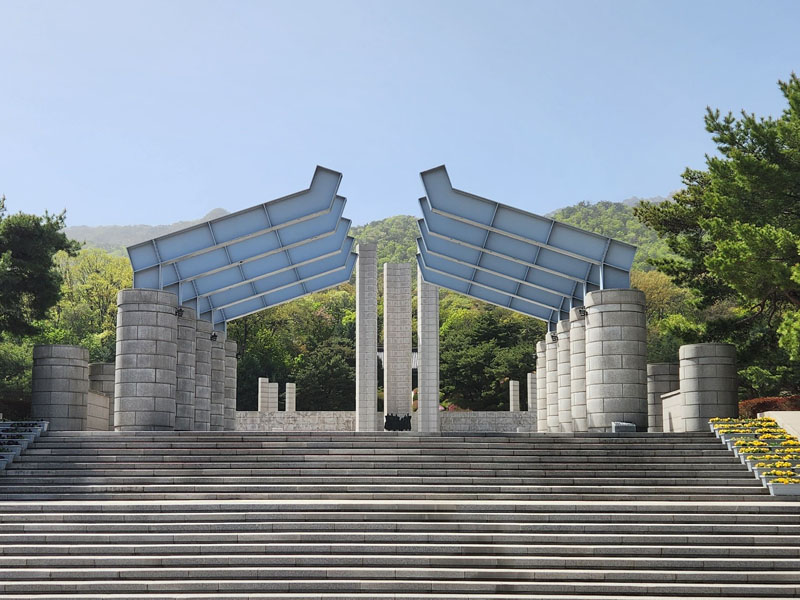 4월학생혁명기념탑-1