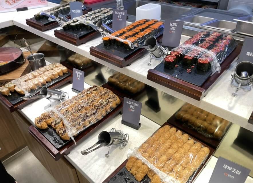 쿠우쿠우_김해_장유점_캘리포니아롤_&amp;_스시