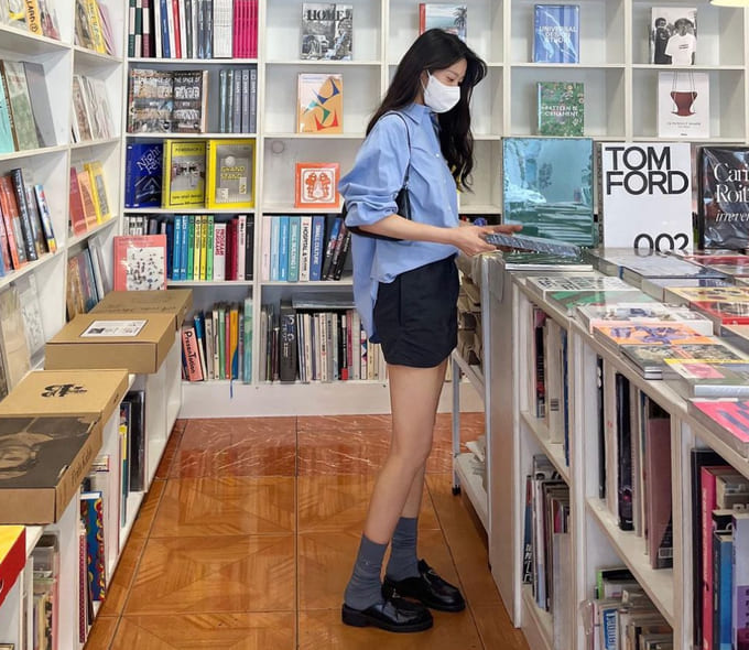 김설현 사복