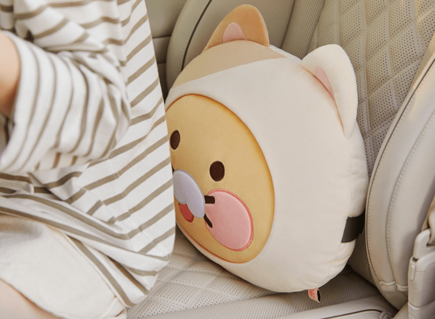 냥냥고양이 등쿠션