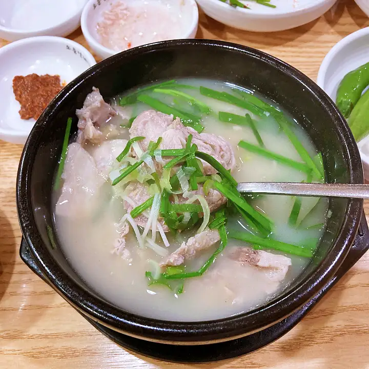 이만기 동네한바퀴 시즌2 돼지국밥 서면 시장 먹자골목 돼지 사골 국밥 부산 부산진구 맛집 소개