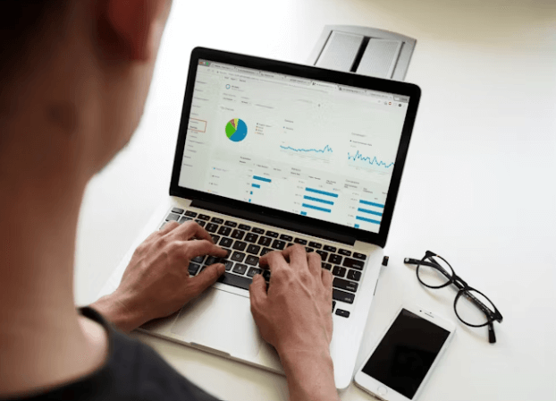 코스피 4000: IT 주도 장세&amp;#44; 조&middot;방&middot;원&middot;금 5대 핵심 투자 전략