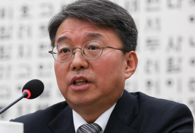 김정원 헌법재판소 사무처장