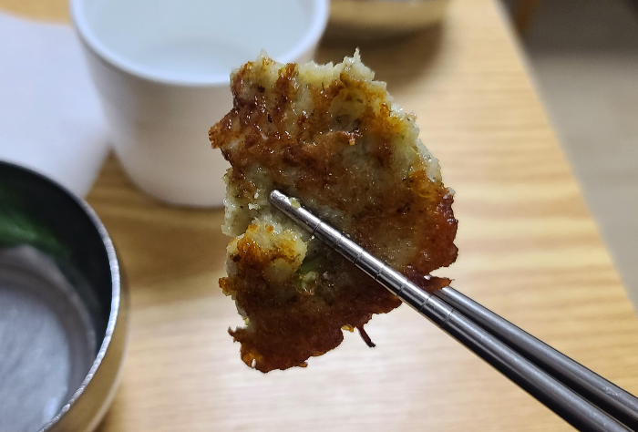 제주맛집 우진해장국 고사리육개장 인천국제공항맛집 외부 대기실 내부 메뉴판 삼다수제공 고사리육개장 녹두전