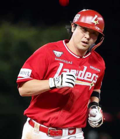 KBO 프로야구, SSG 최정의 고관절 통증 관련 사진2