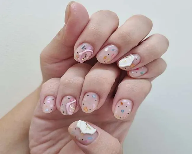 네일아이보리