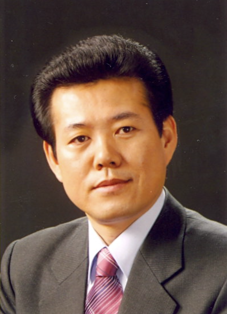 정치인 이용삼