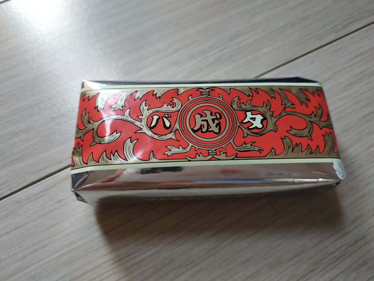 일본여행에서 사온 과자. 포장 전면