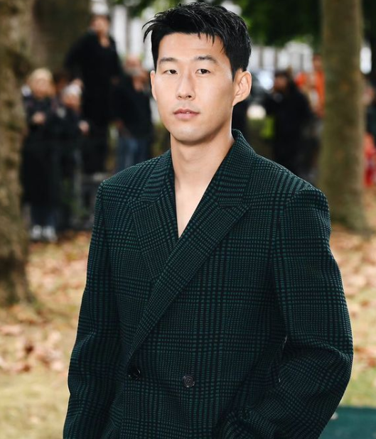 손흥민 카페 인필드