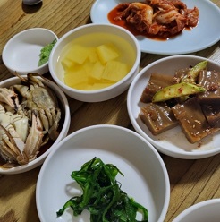 반찬들