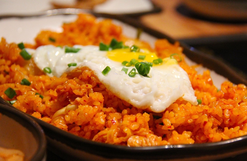 매운 음식, 뜨거운 국밥 먹을 때 '휴지 필수'인 사람 필독! 미각성 비염의 비밀