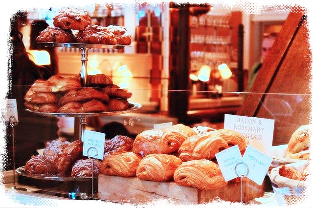 breads-g4553bee46_640