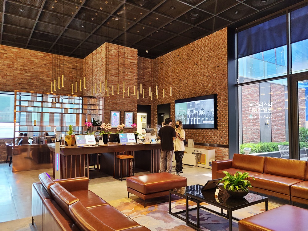 머큐어 앰배서더 서울 홍대, 무료업글 혜택, SMT라운지, 코인세탁실 등