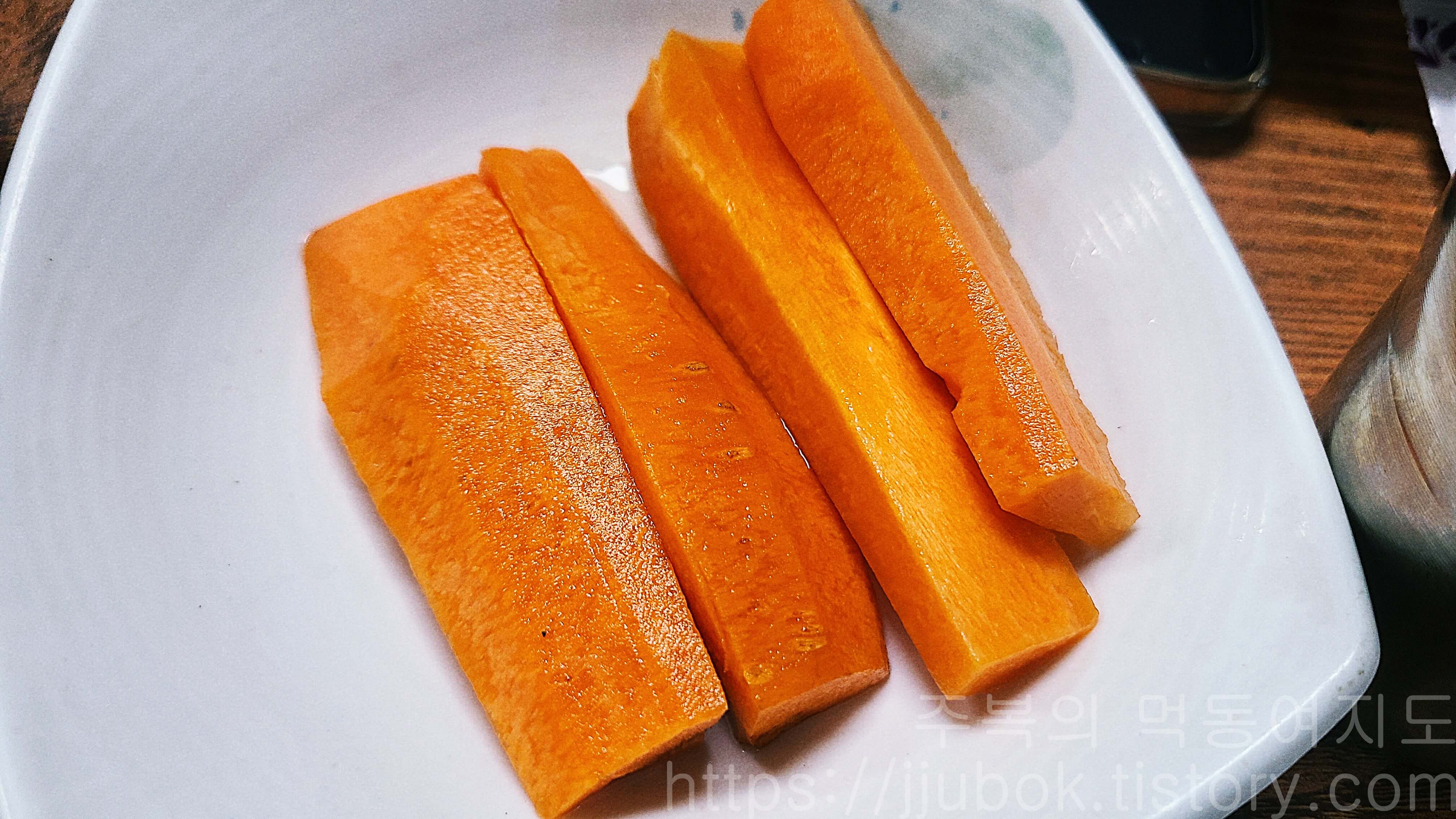 인천-작전동-싱싱활어-종합어시장-밑반찬-당근