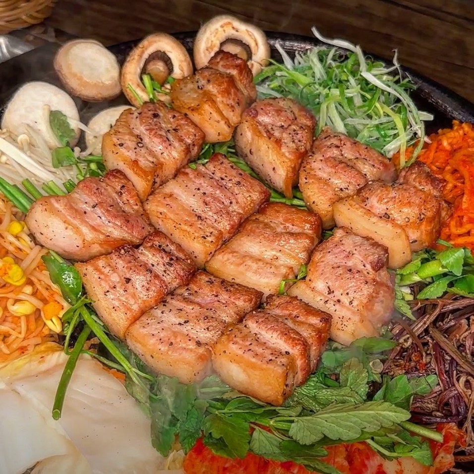 부천 신중동 고깃집 어디가 맛있을까? 된장찌개 맛집 &lsquo;신중돈&rsquo; 후기
