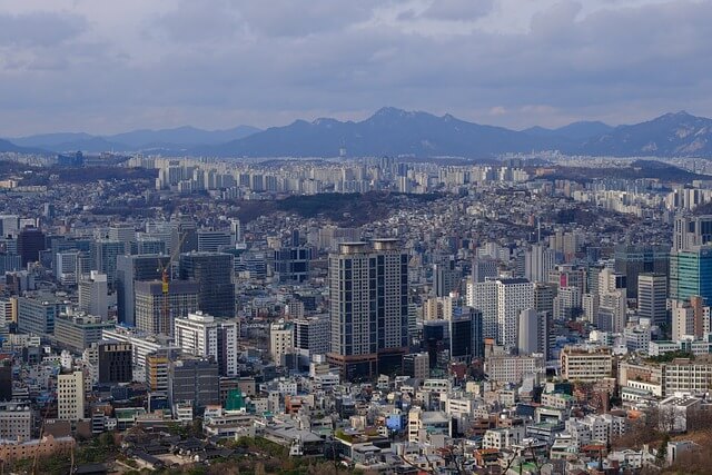 AI와 데이터 분석을 통한 공동명의 부동산 임대료 조정 및 최적화
