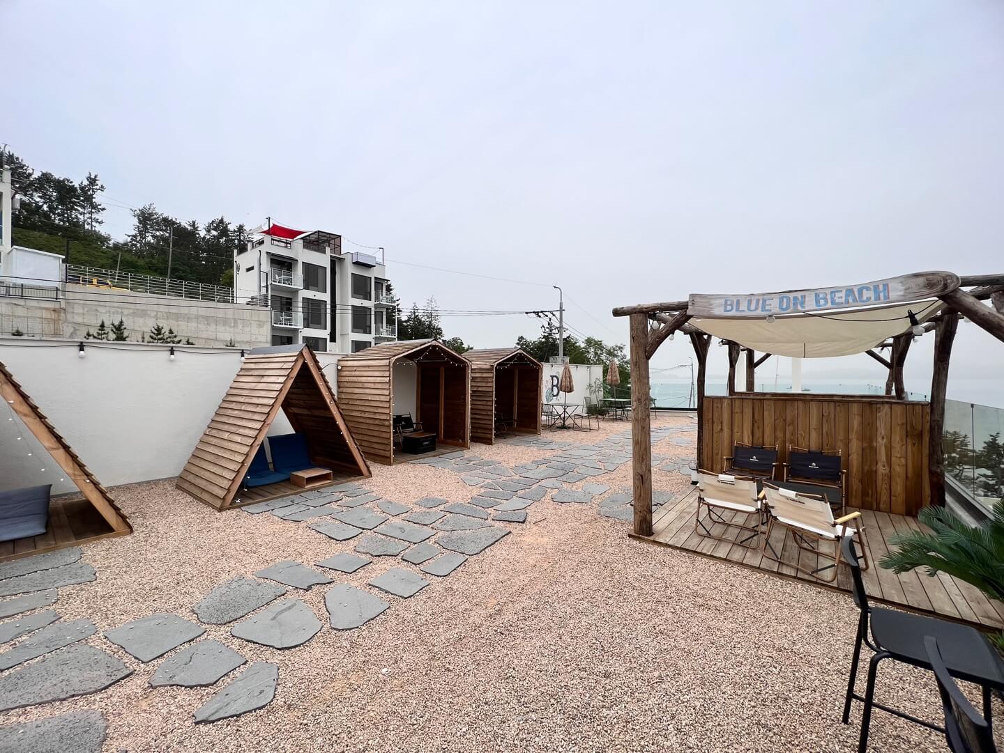 카페 루프탑 좌석