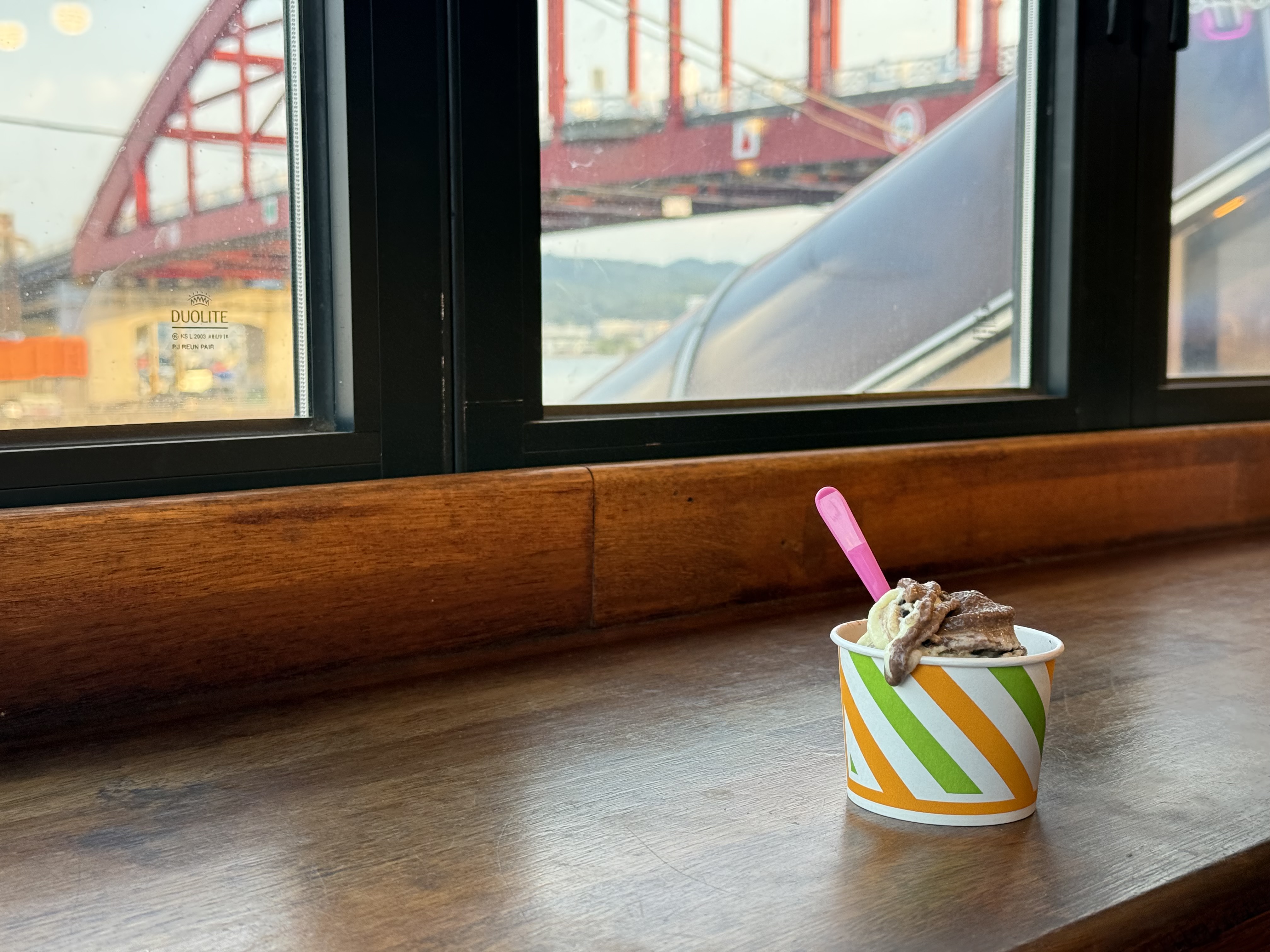 속초 아바이마을 바다가 보이는 카페 바다뷰, 젤라또 아이스크림