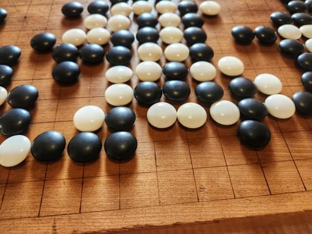 바둑 실력을 향상시키는 7가지 필수 패턴