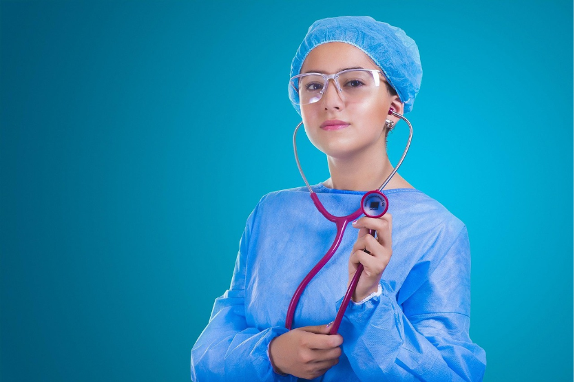 디지털 헬스케어와 원격 의료 서비스-고령 인구 맞춤형 돌봄의 미래