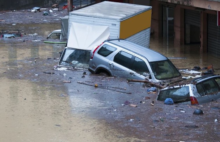 큰 홍수나는 꿈