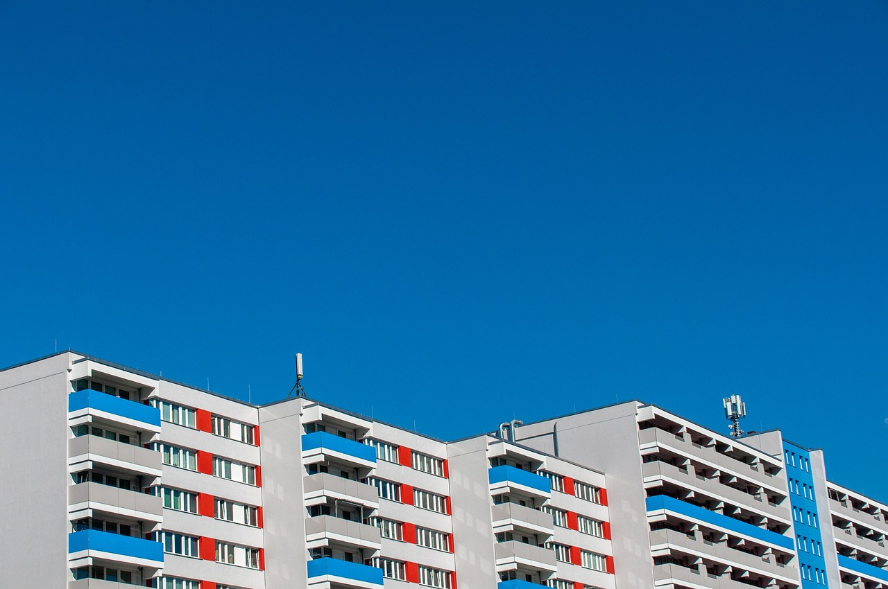 500가구 이상 공동주택, 왜 중계기 설치가 필요할까?