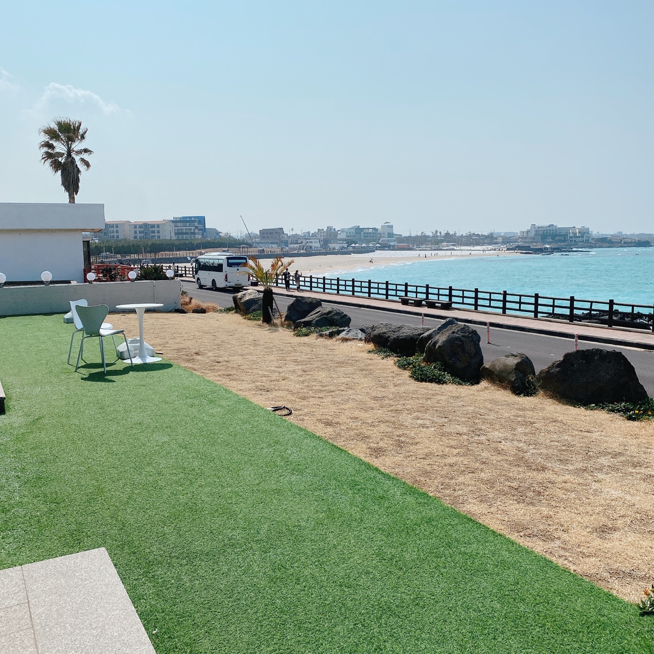 제주 곽지해수욕장 멜팟카페