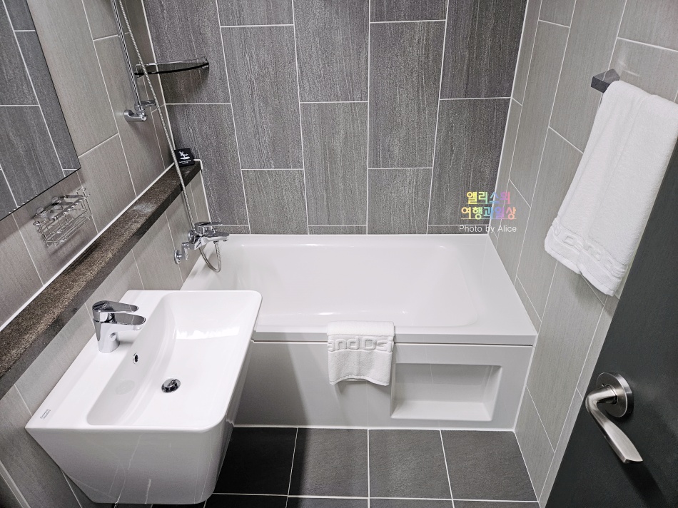 부산 롯데월드 숙소 추천, 그랜드 오시리아 레지던스 투 베드룸 패밀리 시티뷰 솔직후기