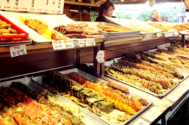 공덕역 전 골목