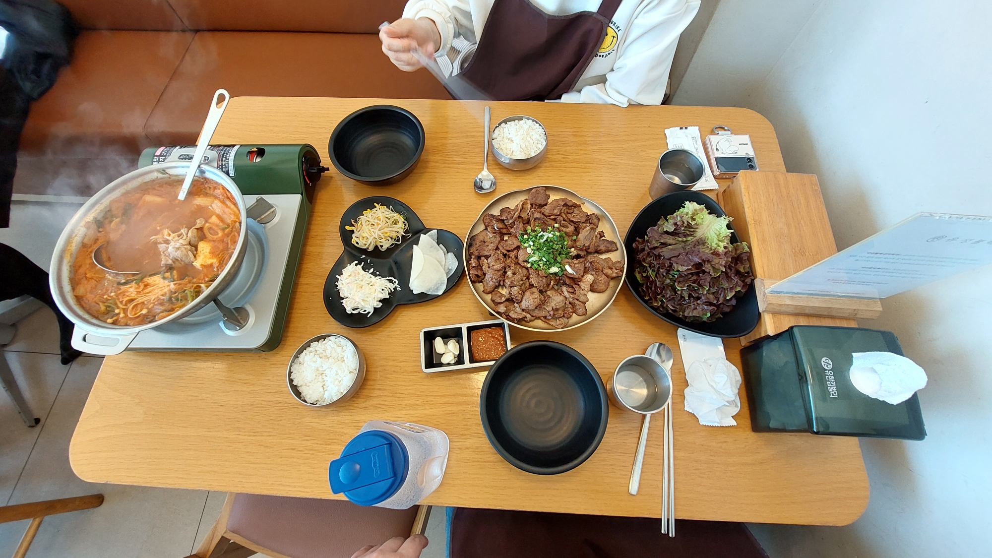 오늘도 한상 맛있게 먹겠습니다