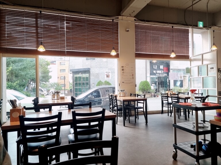 선식당 동탄점 내부