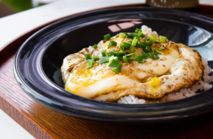 중독성 있는 땡고추간장계란밥 완성 모습