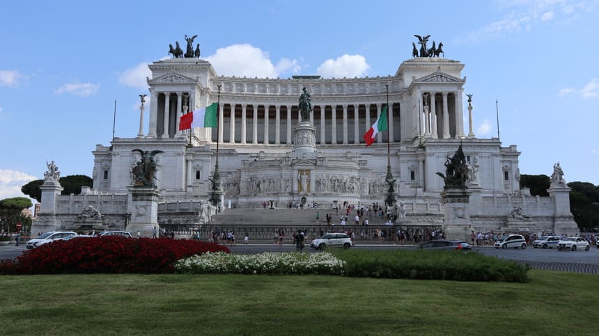 로마, 이탈리아 관광지 비토리오 에마누엘레 2세 기념관