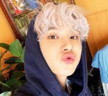 해찬-정면-응시하는-사진