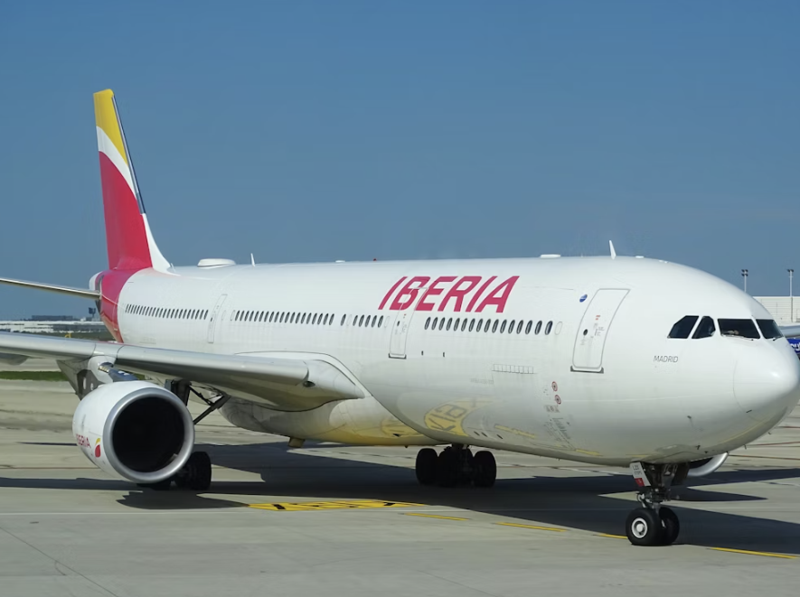 스페인 렌페 vs 항공 비교 (시간&middot;가격 뭐가 더 좋을까?)